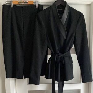 Iris Setlawke Grey Suit top Size 8 Skirt Size 6 - made in Canada